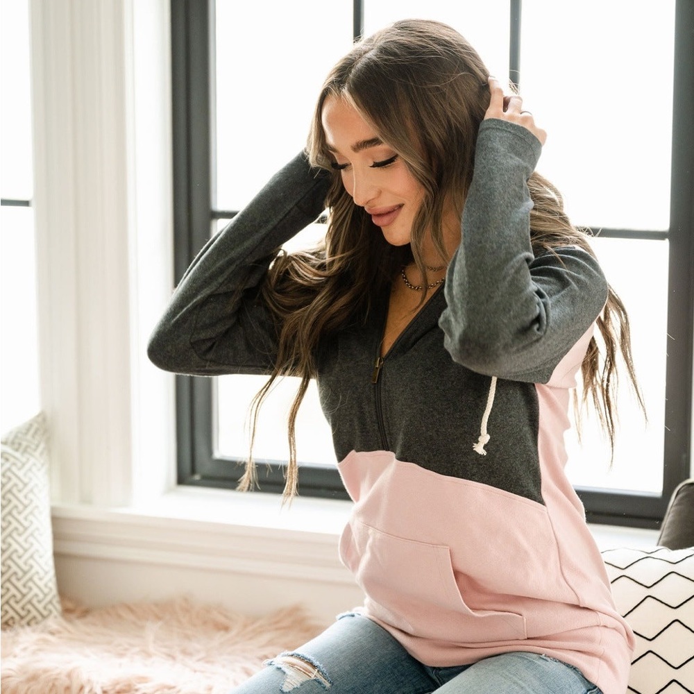 Ampersand Halfzip Sweatshirt